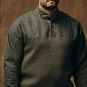 Filson Henley Guide Sweater Mens XL in Peat Green. Like New condition.